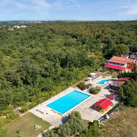 Al Parco With Pools * Savudrija